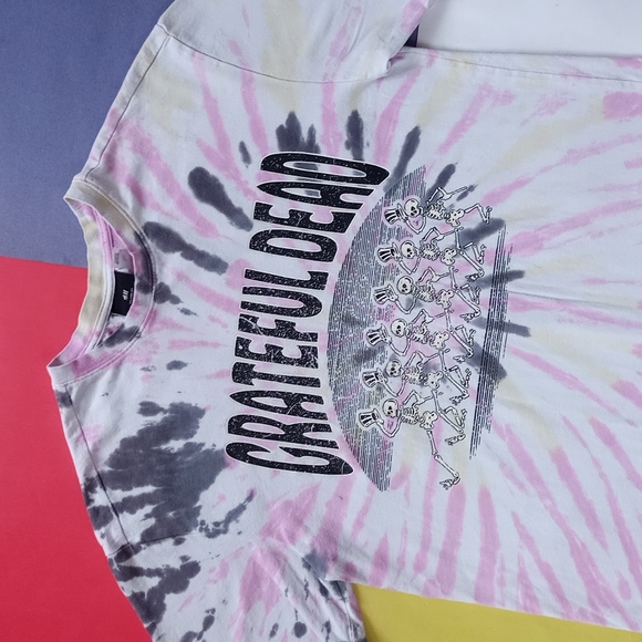 Grateful Dead Skulls and Hats Tie-dye H&M Band T-Shirt Relaxed Fit